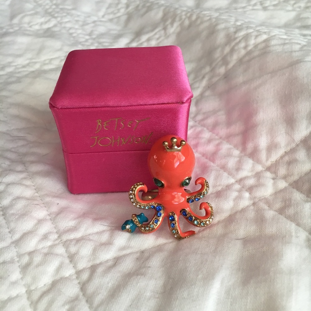 Betsey Johnson Octopus ring
